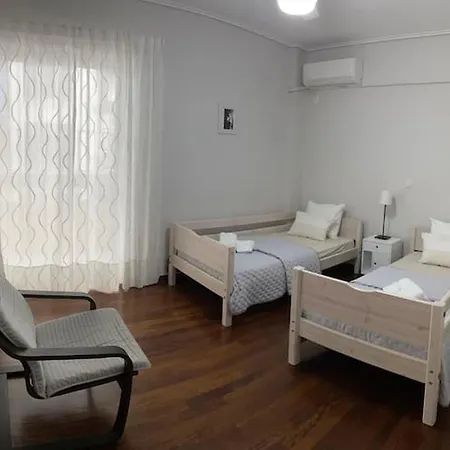 Bright & Stylish 2br With Premium Decor! Apartment Athens