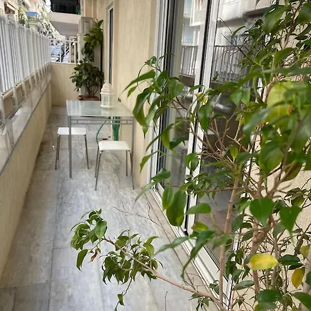 Apartment Bright & Stylish 2br With Premium Decor! *